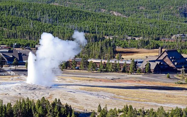 Old Faithful Webcam